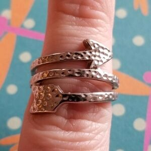 Arrow ring hammered silver tone 6.5 wrap around wraparound